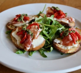 Crostini with Crespone & Crecenza